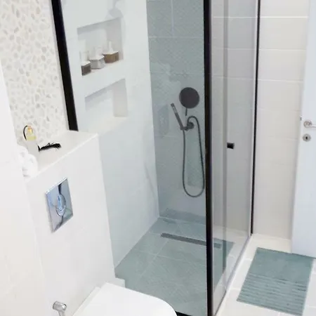 Colours Seaview Lägenhet